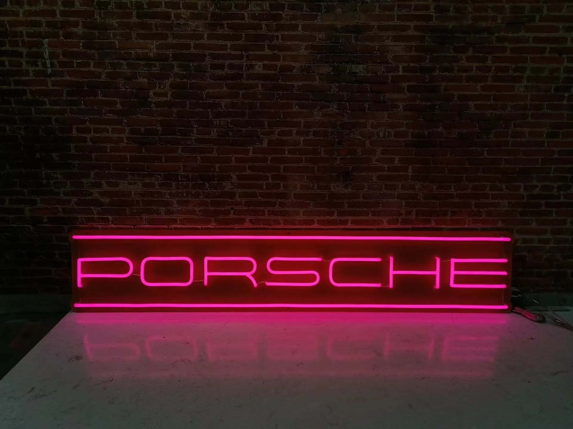 Porsche Sign - Image 16